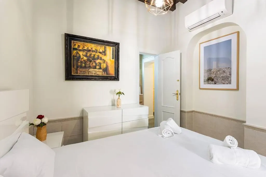 1. Casa De Alma. Apartment In Historic House Málaga Spanje